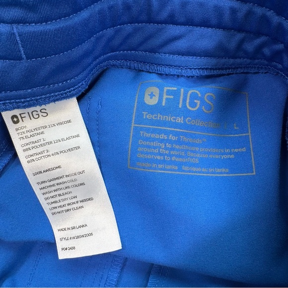 Figs Women's Blue Scrub Set - Picture 13 of 16